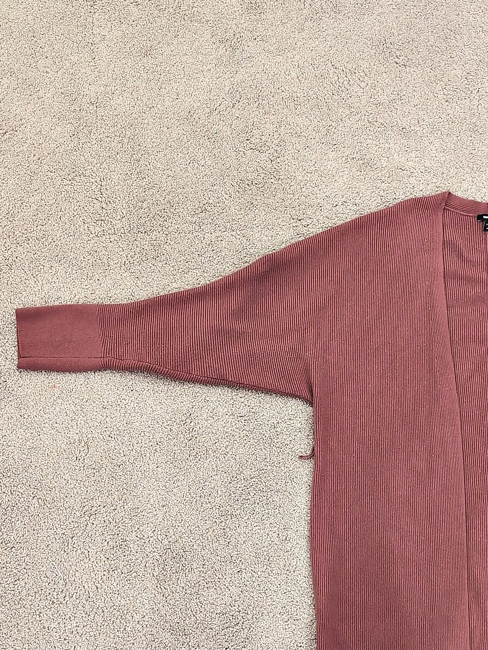 Express Ribbed Cardigan in Blush Size Medium - Picture 3 of 5